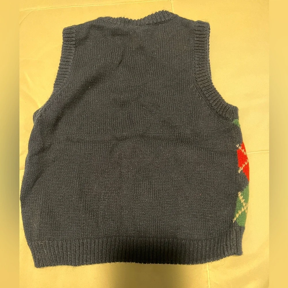 The Children’s Place argyle sweater vest v-neck